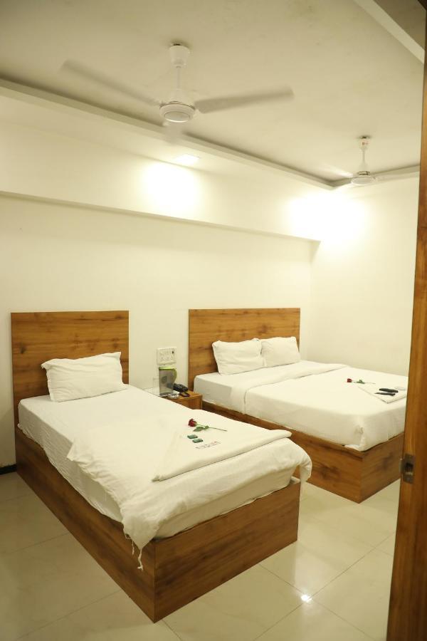 Hotel Shiv Leela Grand Bombay Exterior foto